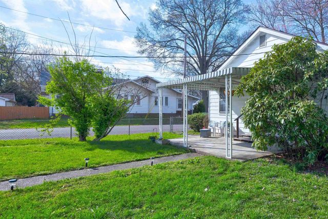 1101 Ravenswood Drive, Evansville, IN 47714