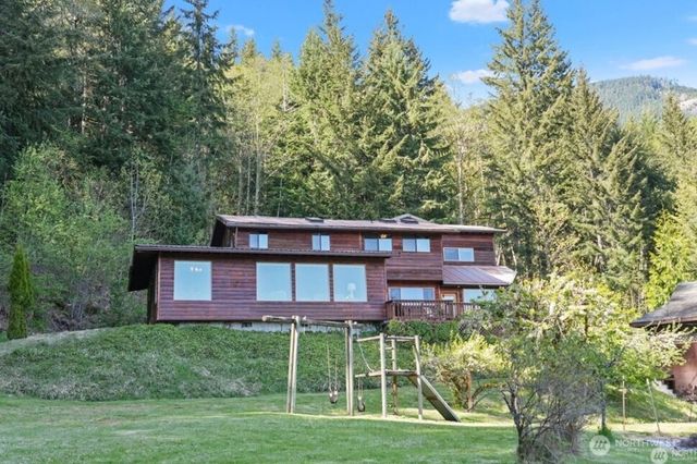289 Long and Winding Road, Randle, WA 98377