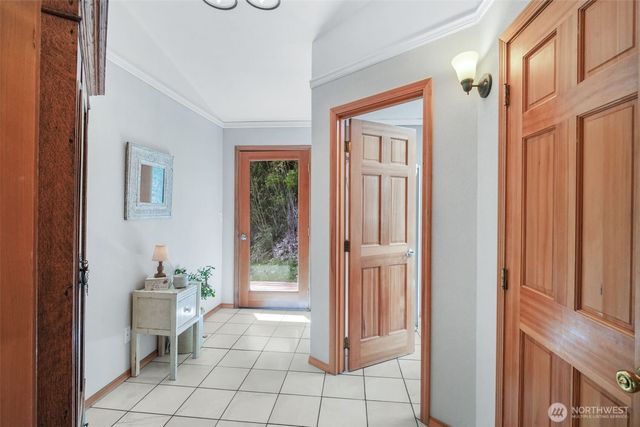 289 Long and Winding Road, Randle, WA 98377