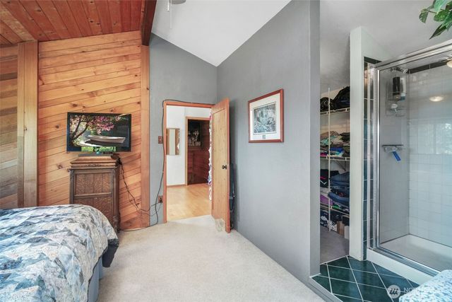 289 Long and Winding Road, Randle, WA 98377