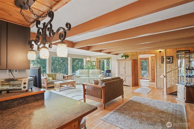 289 Long and Winding Road, Randle, WA 98377