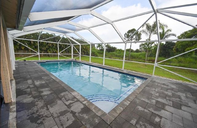 14918 92nd Court N, West Palm Beach, FL 33412
