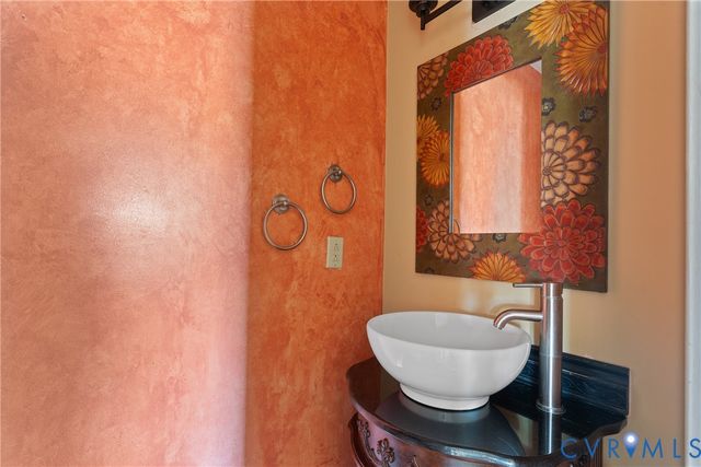 14406 Fox Knoll Dr, South Chesterfield, VA 23834