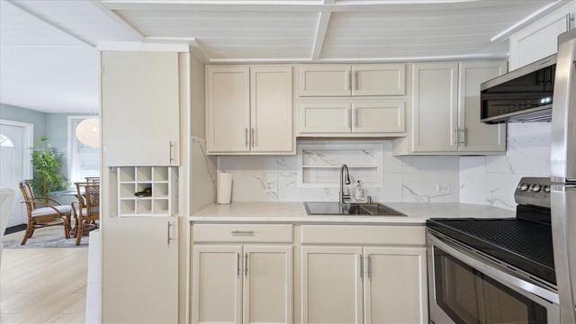 4908 5TH A STREET E, Bradenton, FL 34203