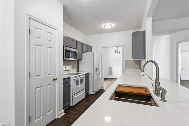 125 Brightwood TER, Yorktown, VA 23690