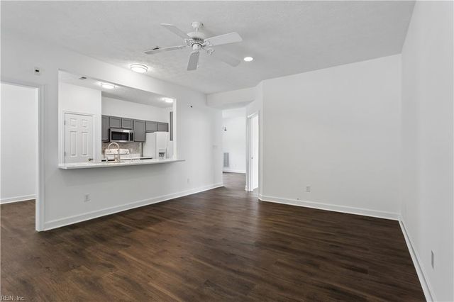 125 Brightwood TER, Yorktown, VA 23690