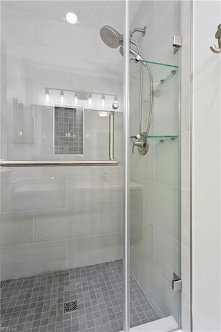 125 Brightwood TER, Yorktown, VA 23690
