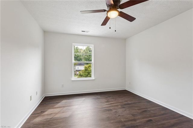 125 Brightwood TER, Yorktown, VA 23690