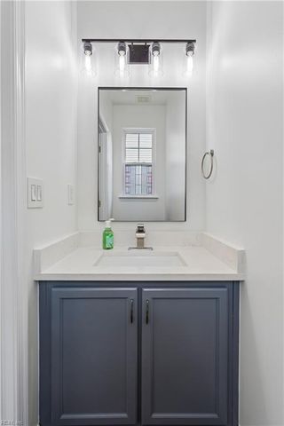 125 Brightwood TER, Yorktown, VA 23690