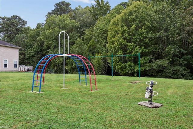 125 Brightwood TER, Yorktown, VA 23690