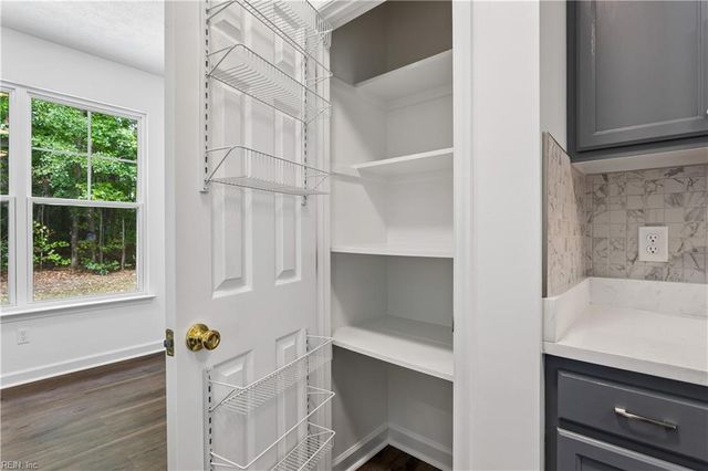 125 Brightwood TER, Yorktown, VA 23690