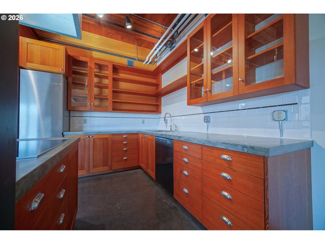 321 MILL St 5, Eugene, OR 97401