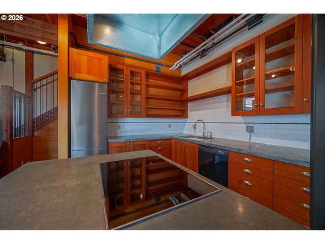 321 MILL St 5, Eugene, OR 97401