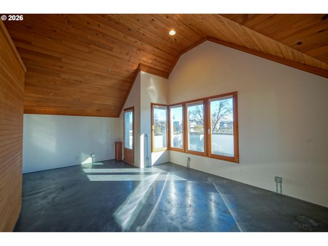 321 MILL St 5, Eugene, OR 97401