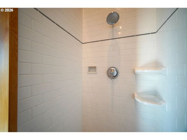 321 MILL St 5, Eugene, OR 97401