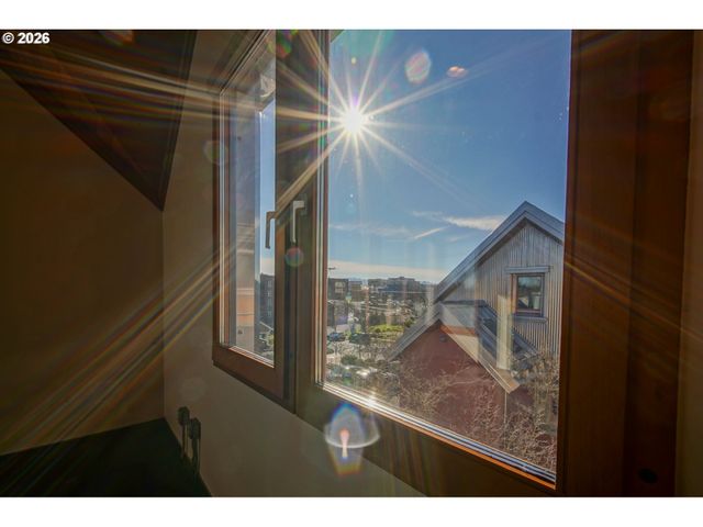 321 MILL St 5, Eugene, OR 97401