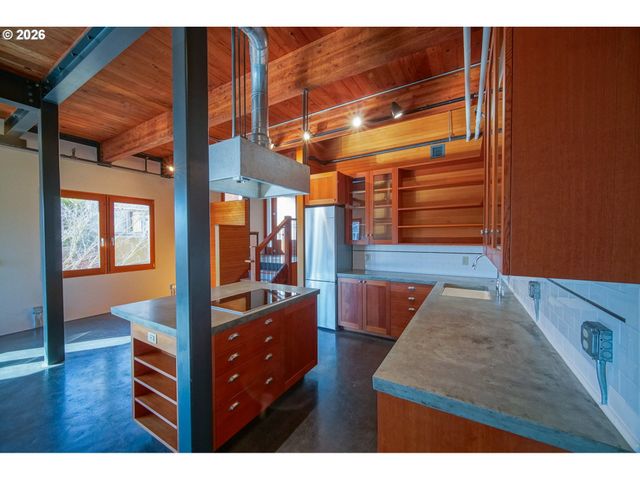 321 MILL St 5, Eugene, OR 97401