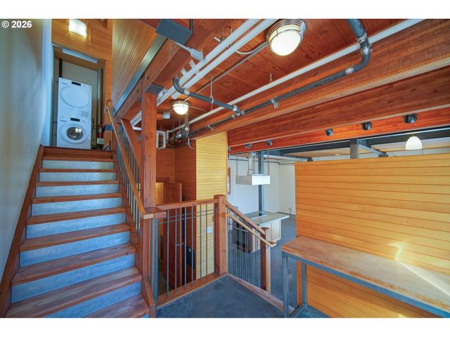 321 MILL St 5, Eugene, OR 97401