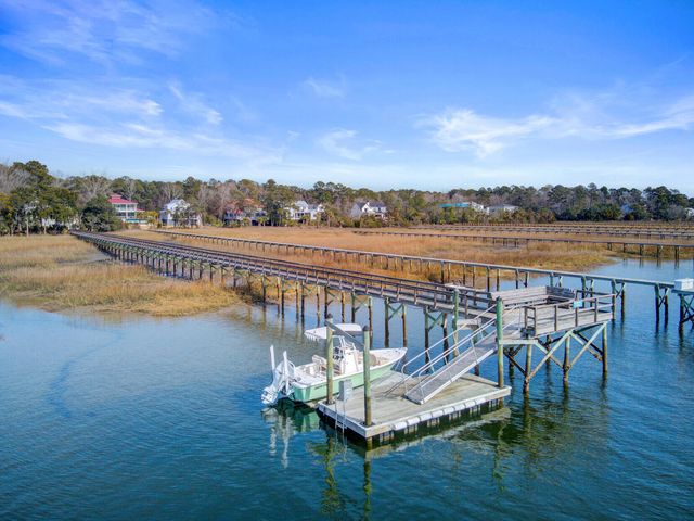 1476 Dupree Creek Road, Awendaw, SC 29429