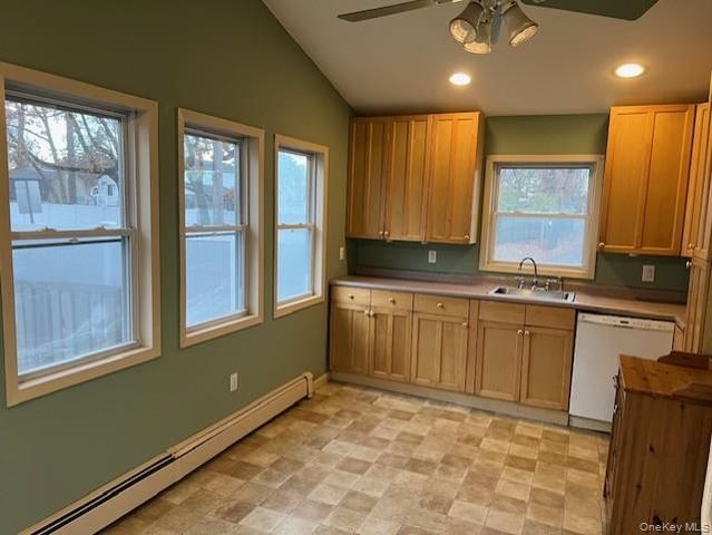 6 Dunwoodie Avenue, West Islip, NY 11795