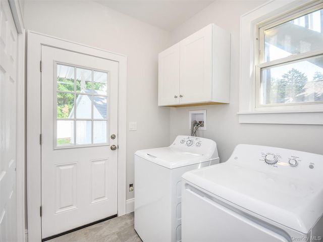 114 Sea Cliff Avenue apt. 1, Glen Cove, NY 11542