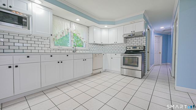 114 Highland Avenue, East Haven, CT 06513