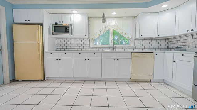 114 Highland Avenue, East Haven, CT 06513