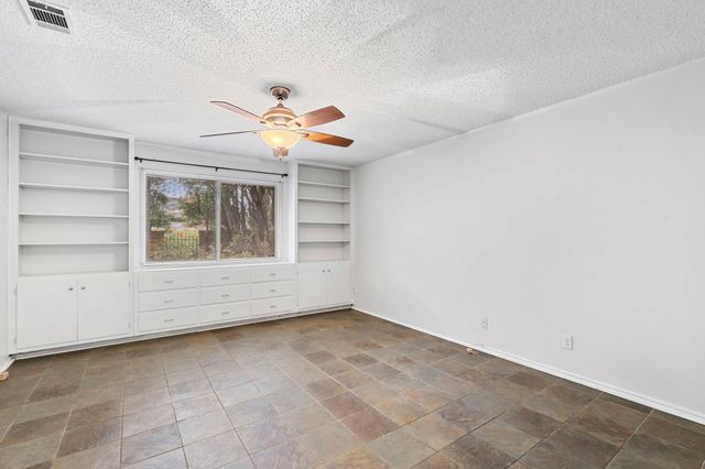 8301 Greenslope DR, Austin, TX 78759