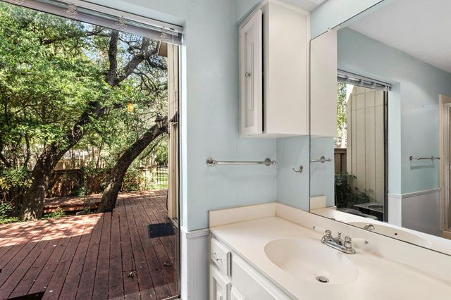 8301 Greenslope DR, Austin, TX 78759