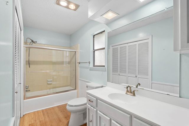 8301 Greenslope DR, Austin, TX 78759