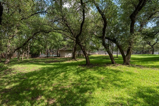 8301 Greenslope DR, Austin, TX 78759