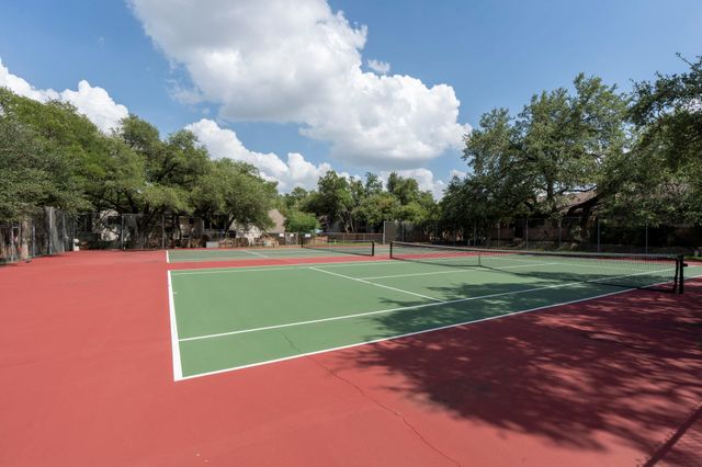 8301 Greenslope DR, Austin, TX 78759