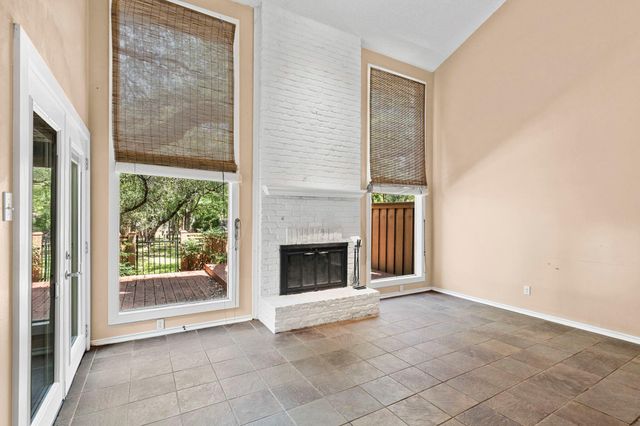 8301 Greenslope DR, Austin, TX 78759