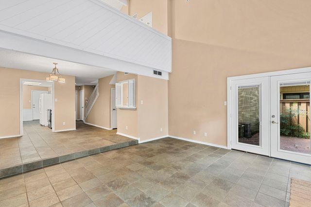 8301 Greenslope DR, Austin, TX 78759