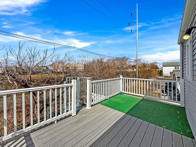 31 Dunn Rd, Revere, MA 02151