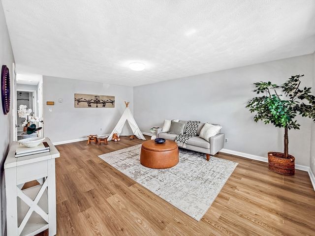 31 Dunn Rd, Revere, MA 02151