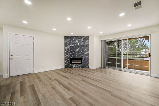 2200 South Fort Apache Road 2073, Las Vegas, NV 89117