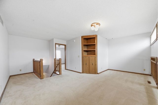 10103 W Alamo, Wichita, KS 67212