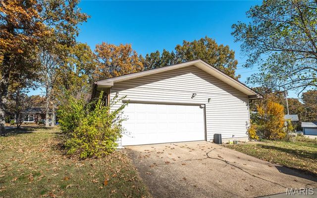 1325 Eastwood Drive, Rolla, MO 65401