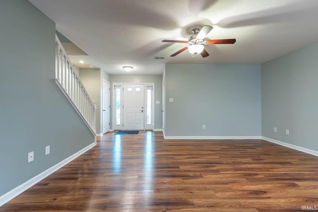 5704 W Vinca Ln, Ellettsville, IN 47429