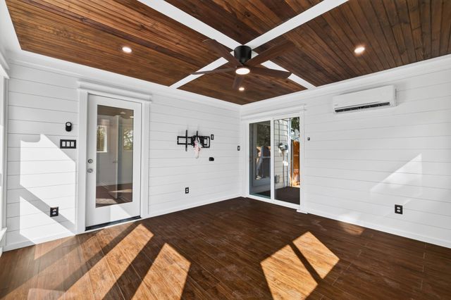 1317 Wilson Heights DR, Austin, TX 78746