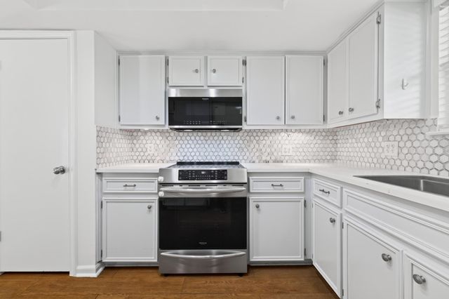 1317 Wilson Heights DR, Austin, TX 78746