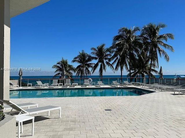 6767 Collins Avenue 1608, Miami Beach, FL 33141