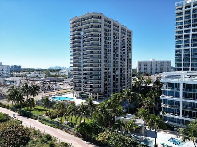 6767 Collins Avenue 1608, Miami Beach, FL 33141