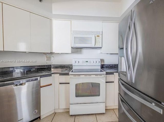 6767 Collins Avenue 1608, Miami Beach, FL 33141