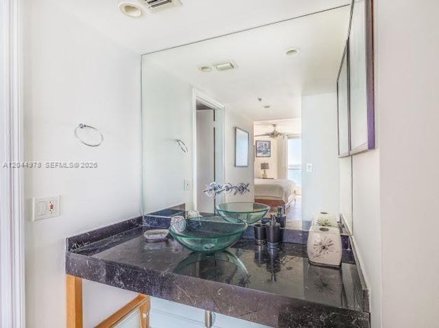 6767 Collins Avenue 1608, Miami Beach, FL 33141