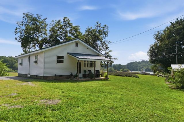 6 Ledford Chapel Road, Hayesville, NC 28904