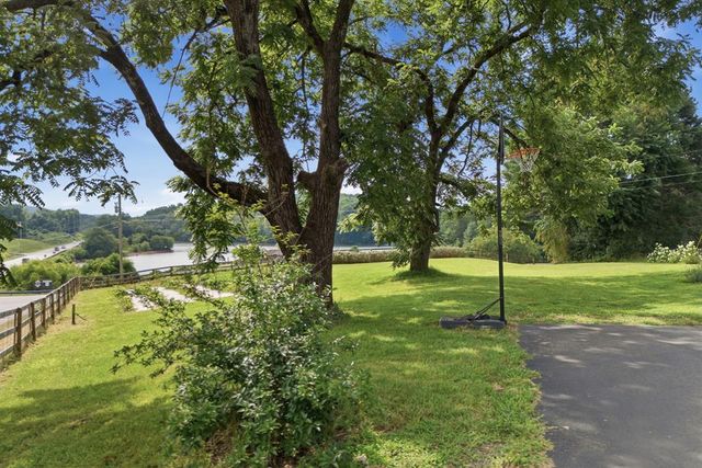 6 Ledford Chapel Road, Hayesville, NC 28904