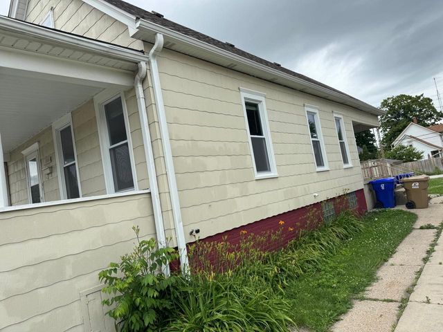 1820 54th STREET, Kenosha, WI 53140