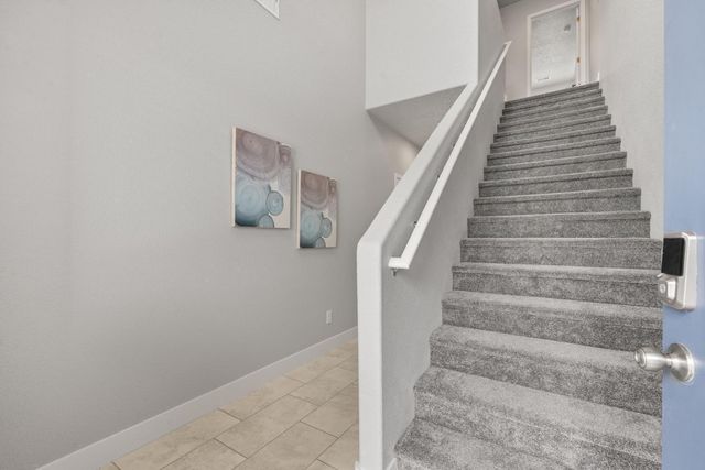 1887 S Sunrise Lane SE, Rio Rancho, NM 87124